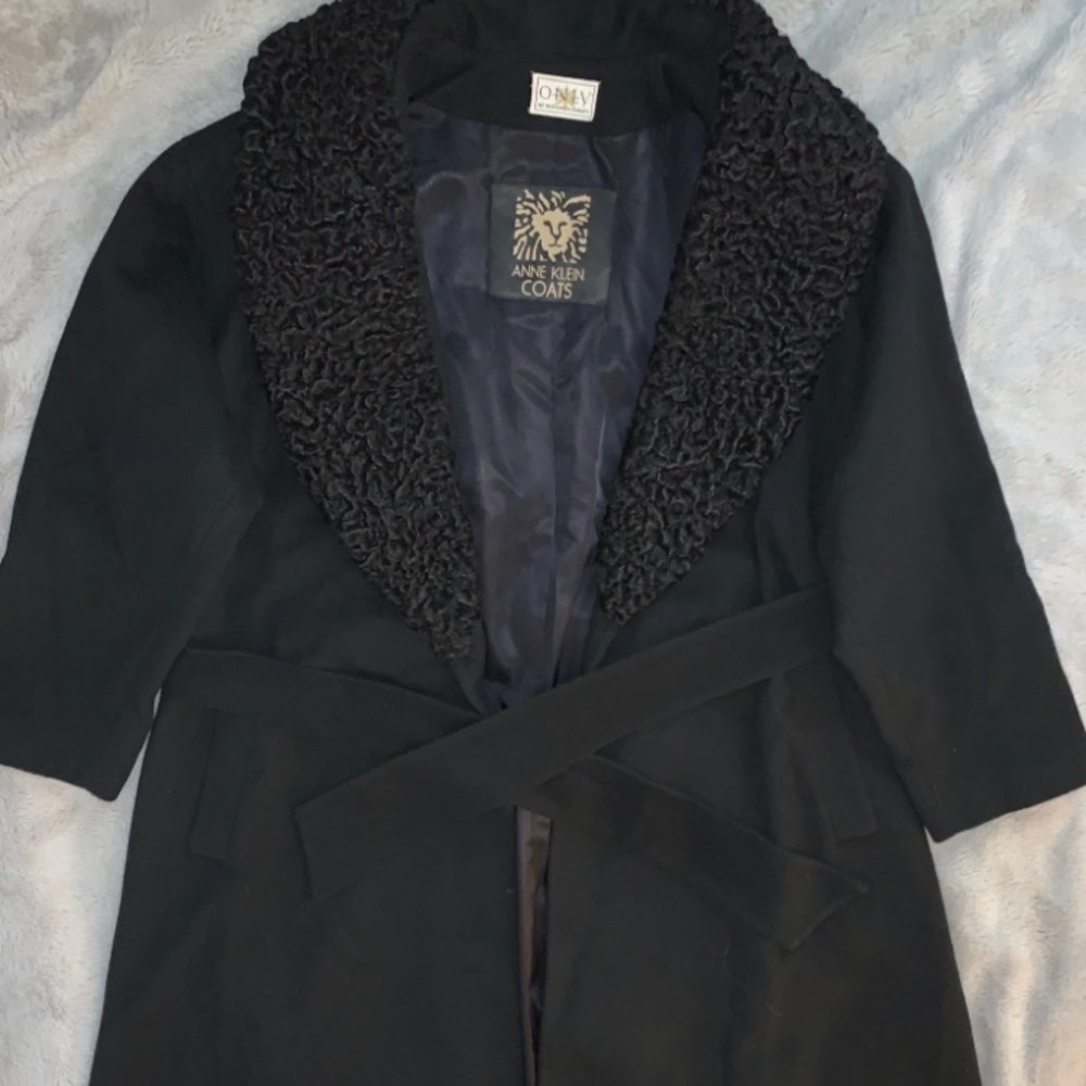 Pure 100% Wool Vintage Anne Klein Jacket DISCONTINUED. Extra Long